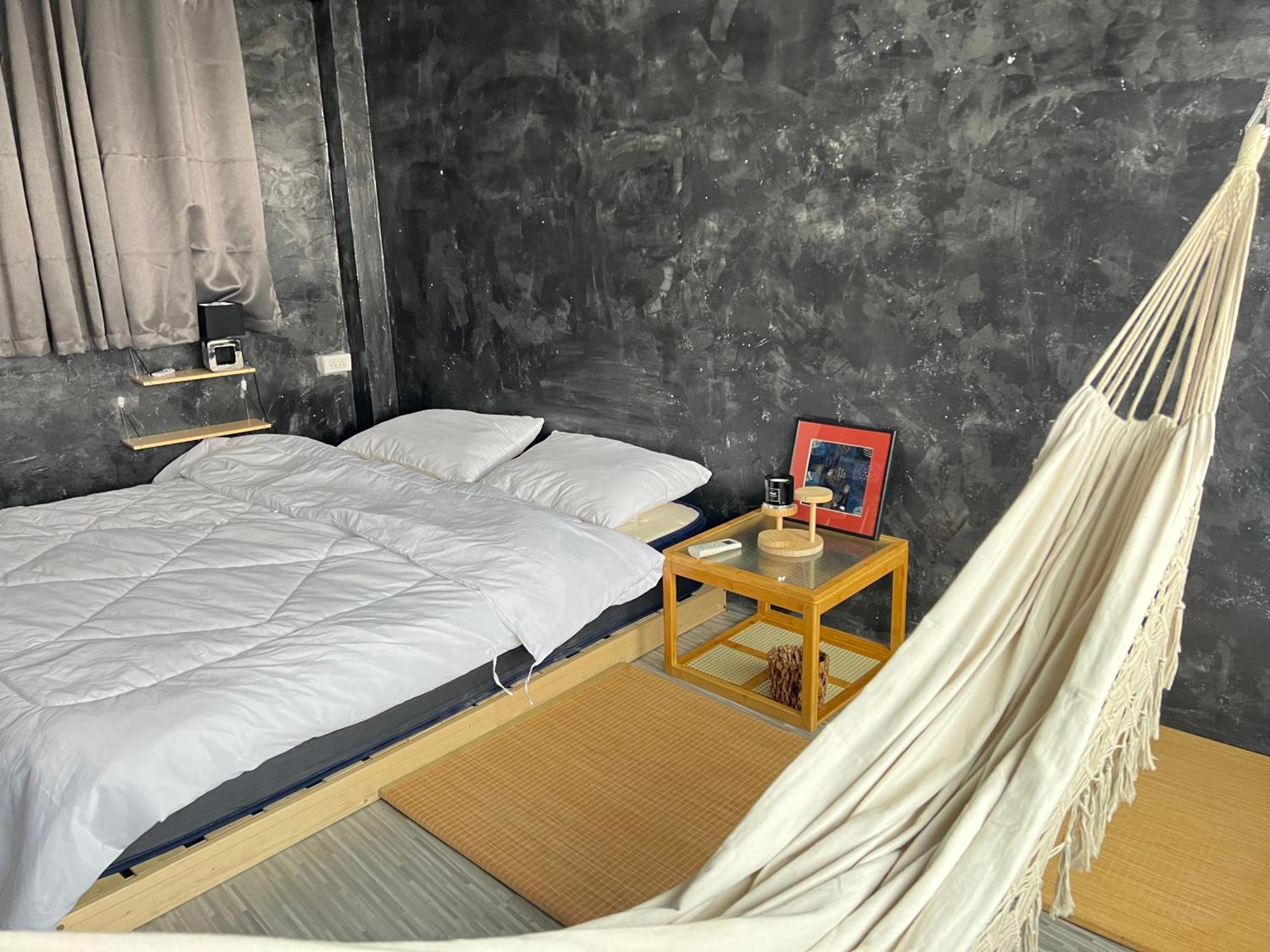 Stay Strays Hostel Bangkok Exteriér fotografie