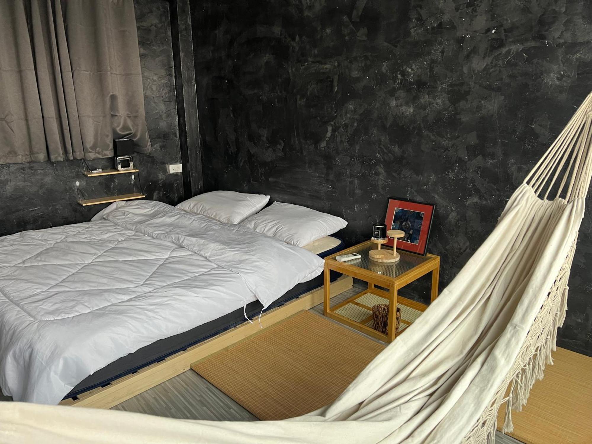 Stay Strays Hostel Bangkok Exteriér fotografie